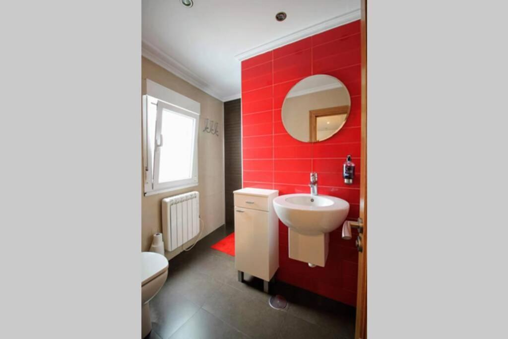 Nuevo 8 Minutos Ayuntamiento, 10 Catedral, Wifi Apartment Oviedo Luaran gambar